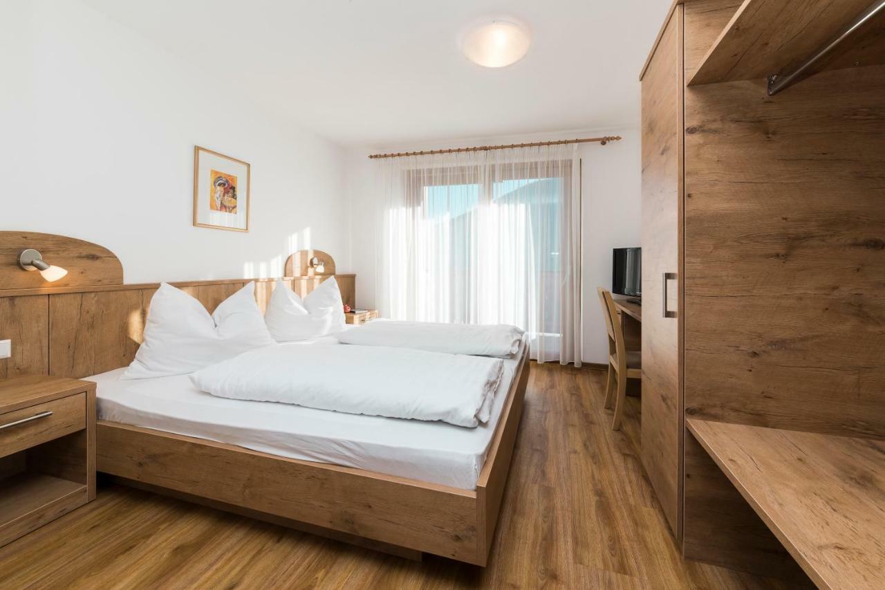 Pension Schirmerhof Natz-Schabs ภายนอก รูปภาพ